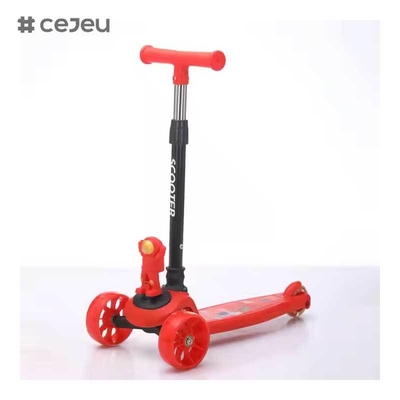 CJ-YLKB-808 2025 Venta caliente Pequeño astronauta Scooter eléctrico para niños Tres ruedas de PU luz y música producto de baile de resorte y barato